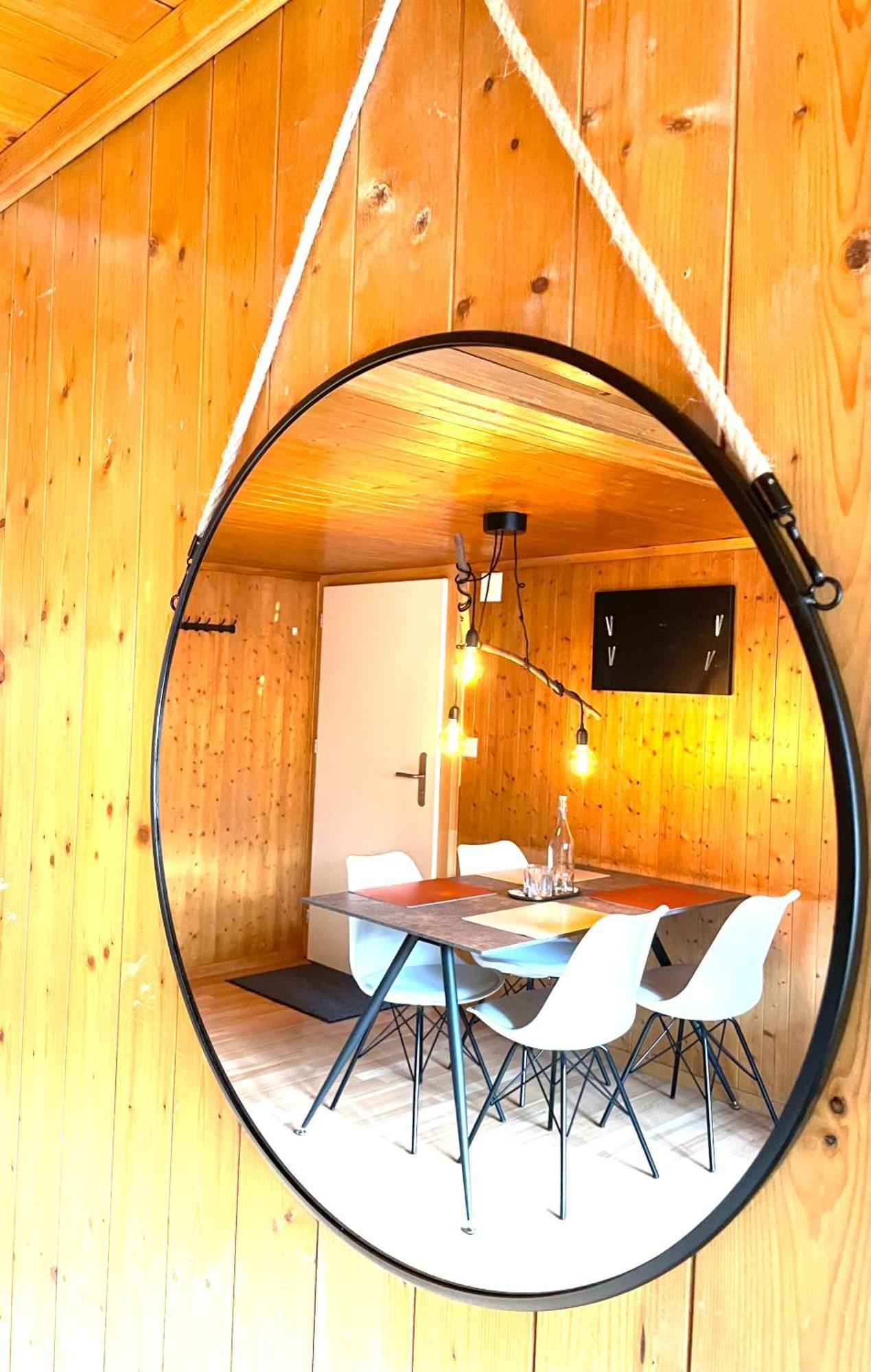 Charming, Well-Equipped Alpine Apartment Кандерштег Екстер'єр фото