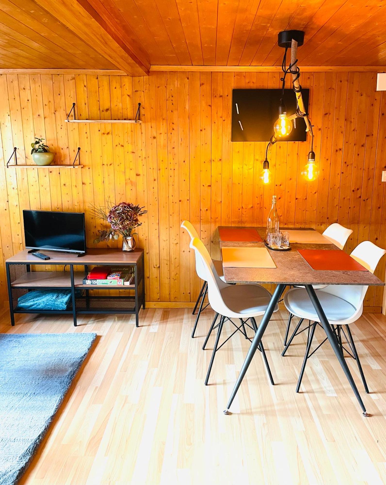 Charming, Well-Equipped Alpine Apartment Кандерштег Екстер'єр фото